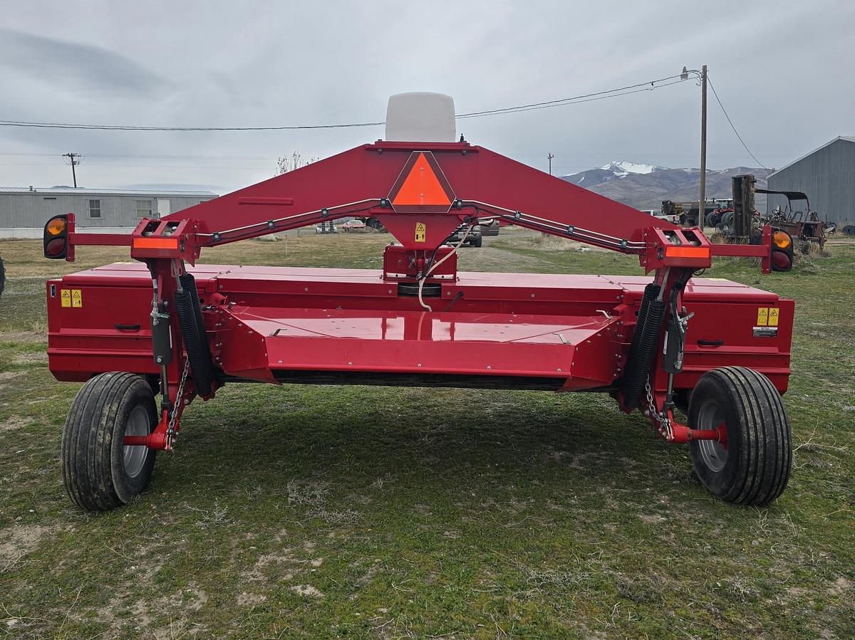 Used 2023 Massey Ferguson 1316S Mower Conditioner ** Like New **