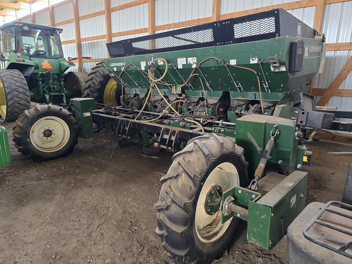 Used Lockwood 4R36 Potato Pick Planter