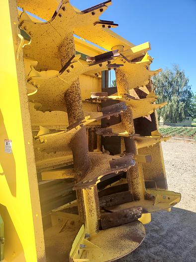 Used 2022 Artex SBX800 Manure Spreader