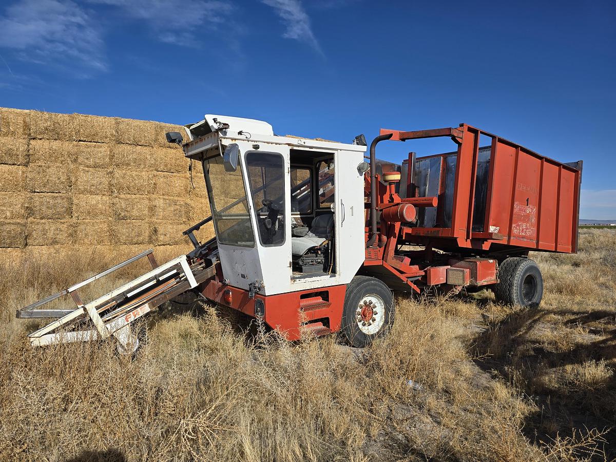 Used Freeman 5000 Bale Stacker
