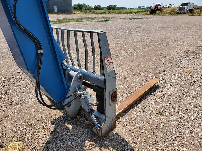 Used 2006 Genie GTH-1056 Telehandler w/ 3800 hrs