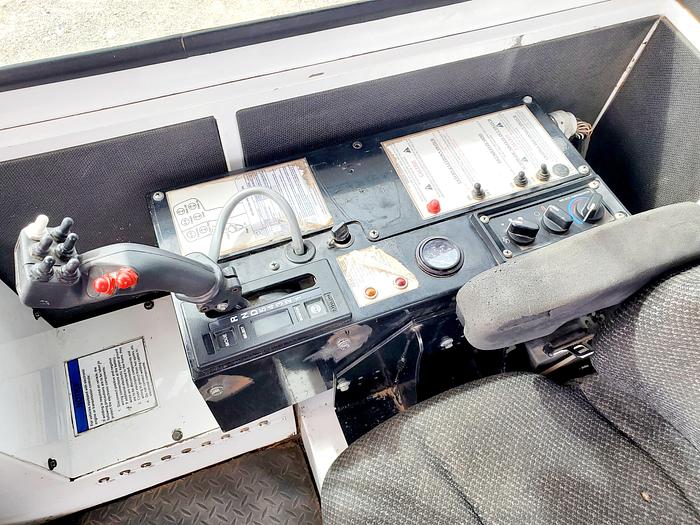 Used 2008 Stinger 6500 Bale Stacker