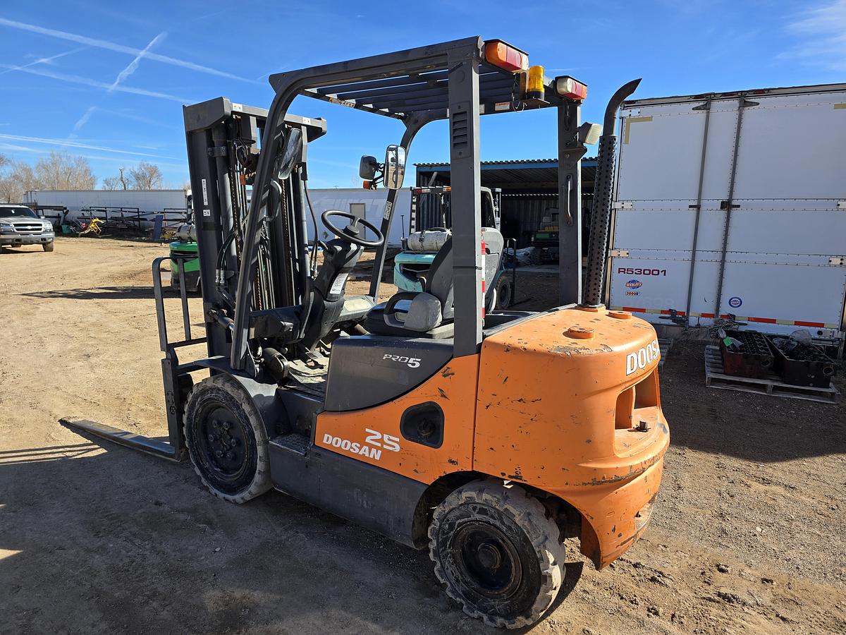 Used 2012 Doosan D25S Forklift