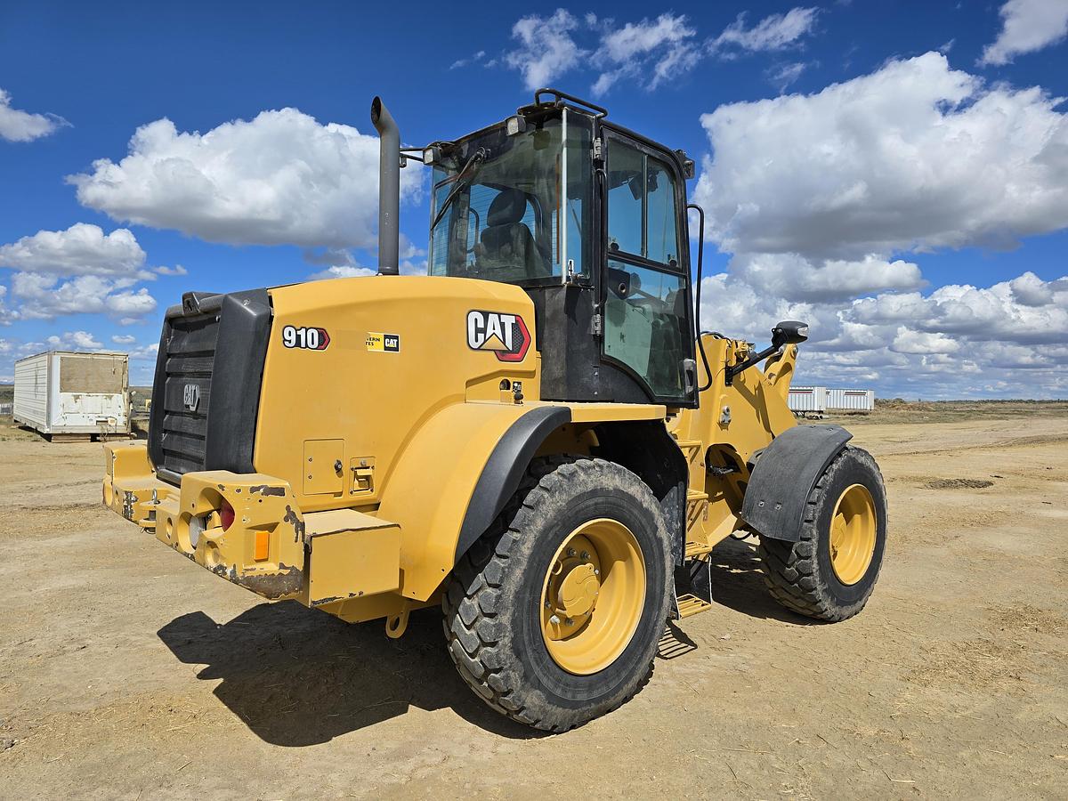 Used 2023 Caterpillar 910 Wheel Loader ** Going to Auction **