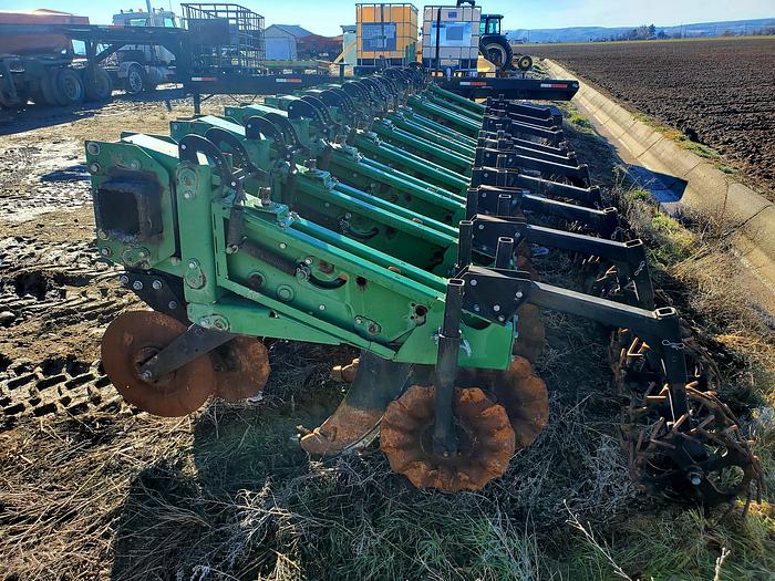 Used 12R22 Schlagel Strip-Till Machine