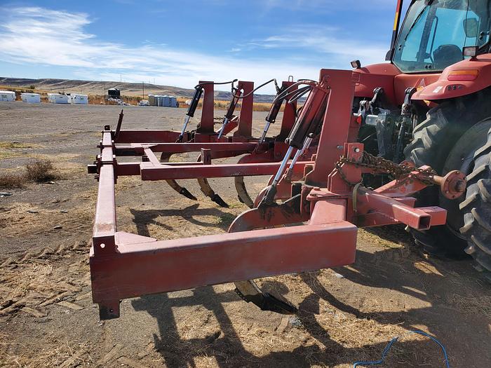 Used Watts 7 Shank Ripper