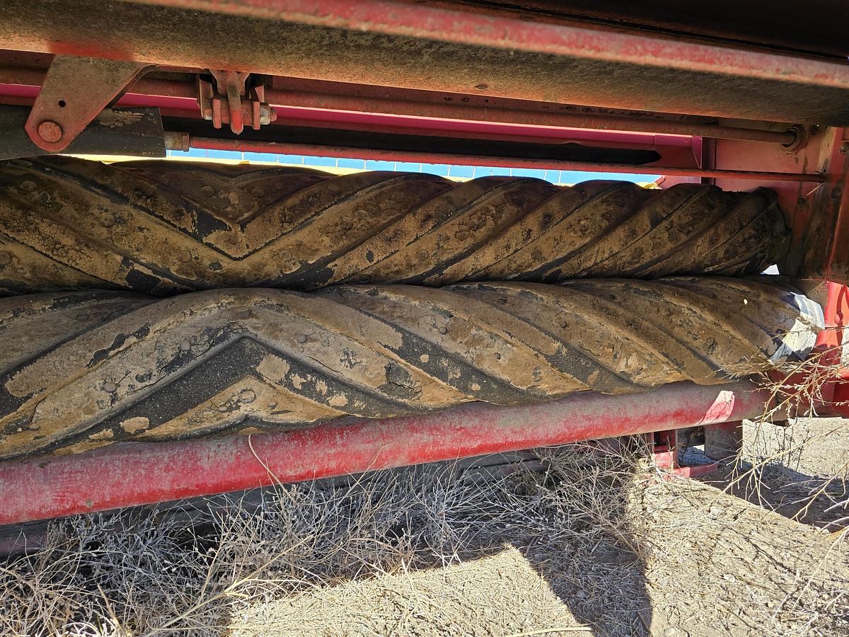 Used 9' New Holland 489 Windrower / Swather