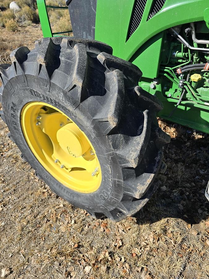 Used 2020 John Deere 5115M Tractor w/ 1100 hrs ** Loader Ready **