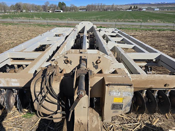 Used 18' Optimizer 5000 One-Pass Tillage Tool