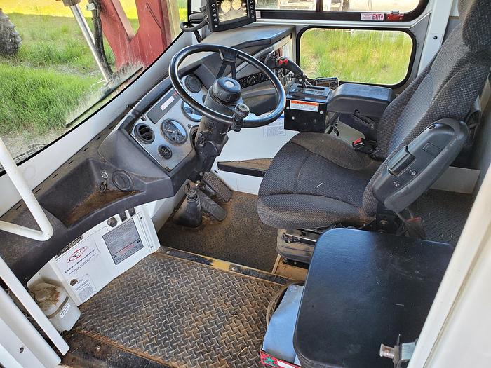 Used 2015 Stinger 6500 Bale Stacker