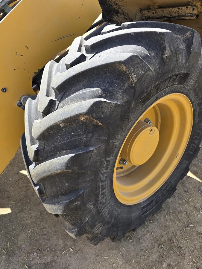 Used 2022 Caterpillar 908M Wheel Loader ** Going to Auction **