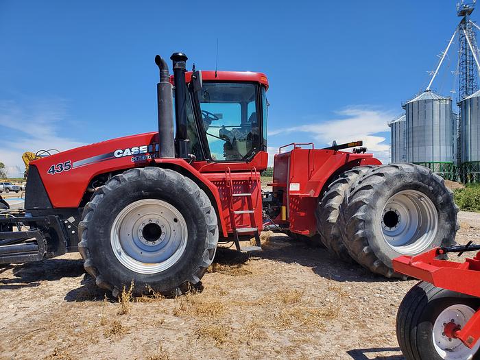 Used 2010 Case Steiger 435 Tractor w/ Silage Blade