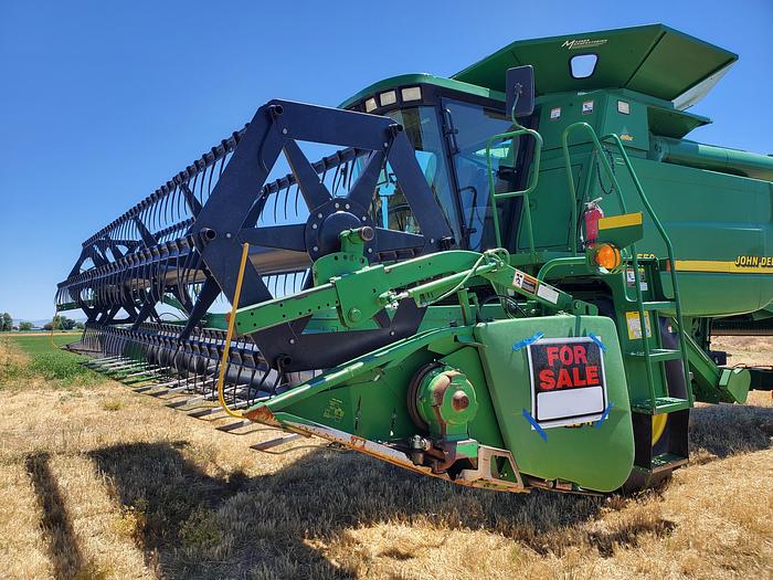 Used 2003 John Deere 9550 Combine w/ 2 Headers ** Superb Condition **