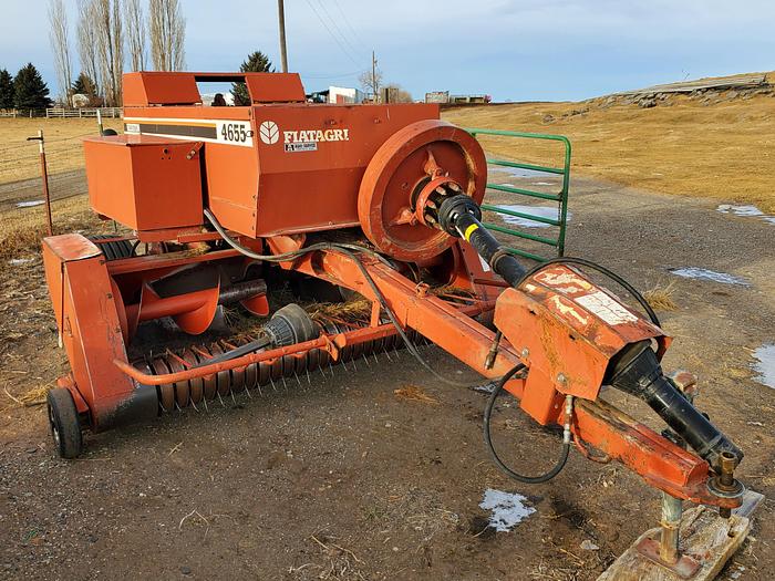 Used Hesston 4655 Baler ** Field Ready **