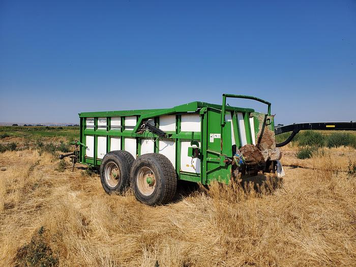 Used Frontier MS1455H Manure Spreader