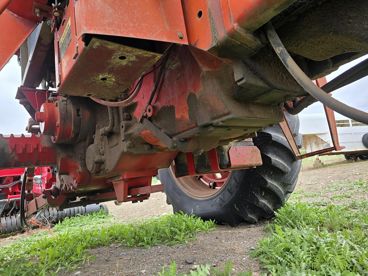 Used International 1486 Tractor w/ Loader