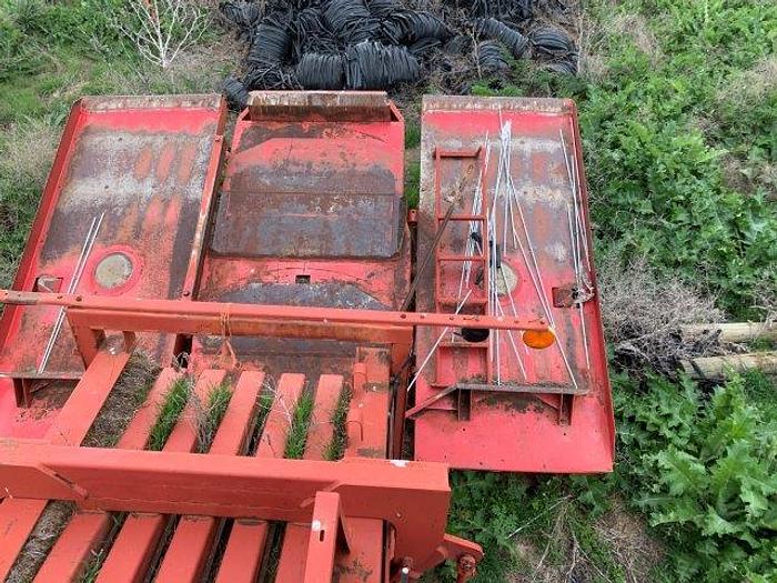 Used Case IH  8590 4x4 Baler