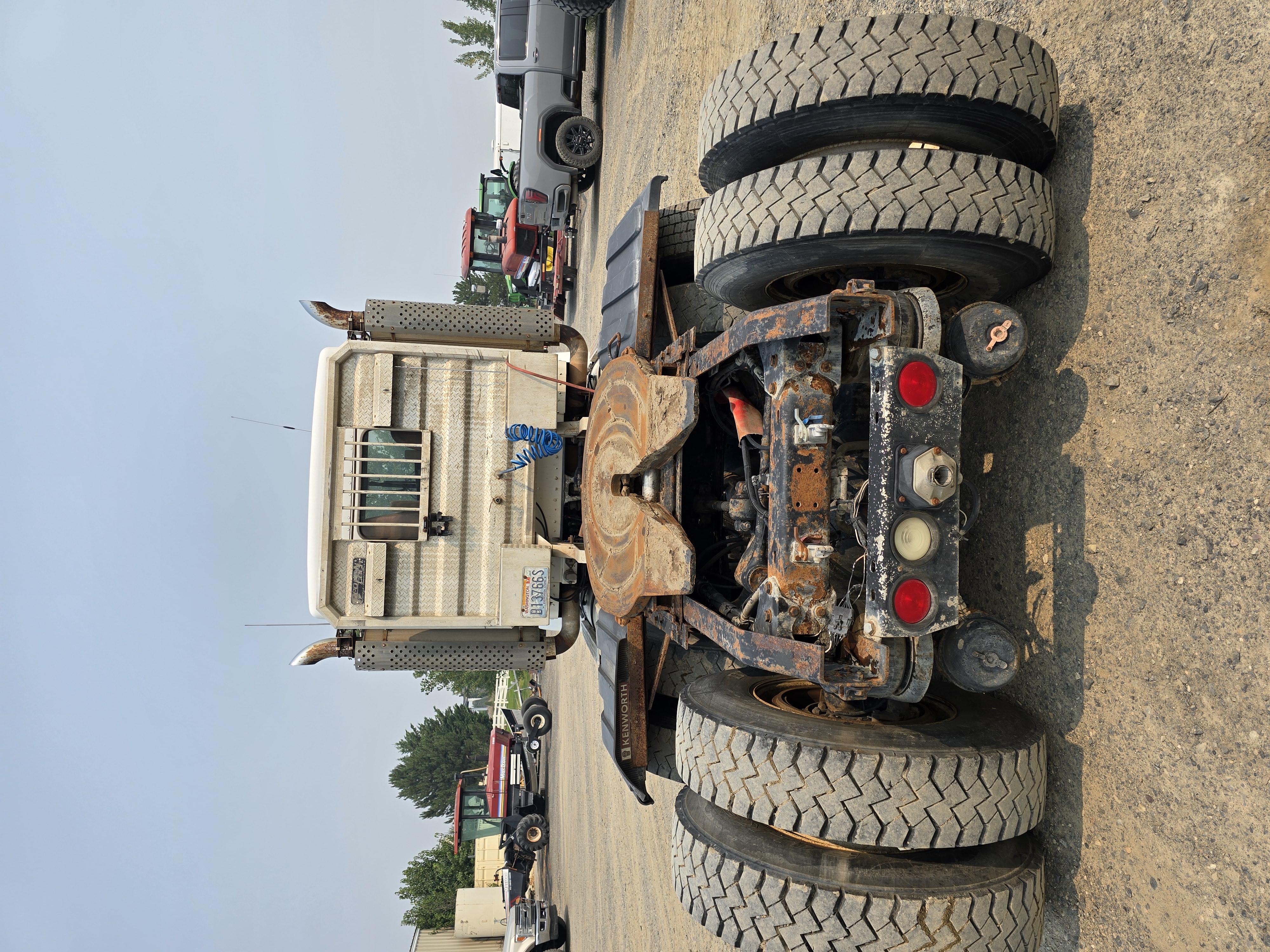 Used 2004 Kenworth T800 Truck w/ 330k Miles