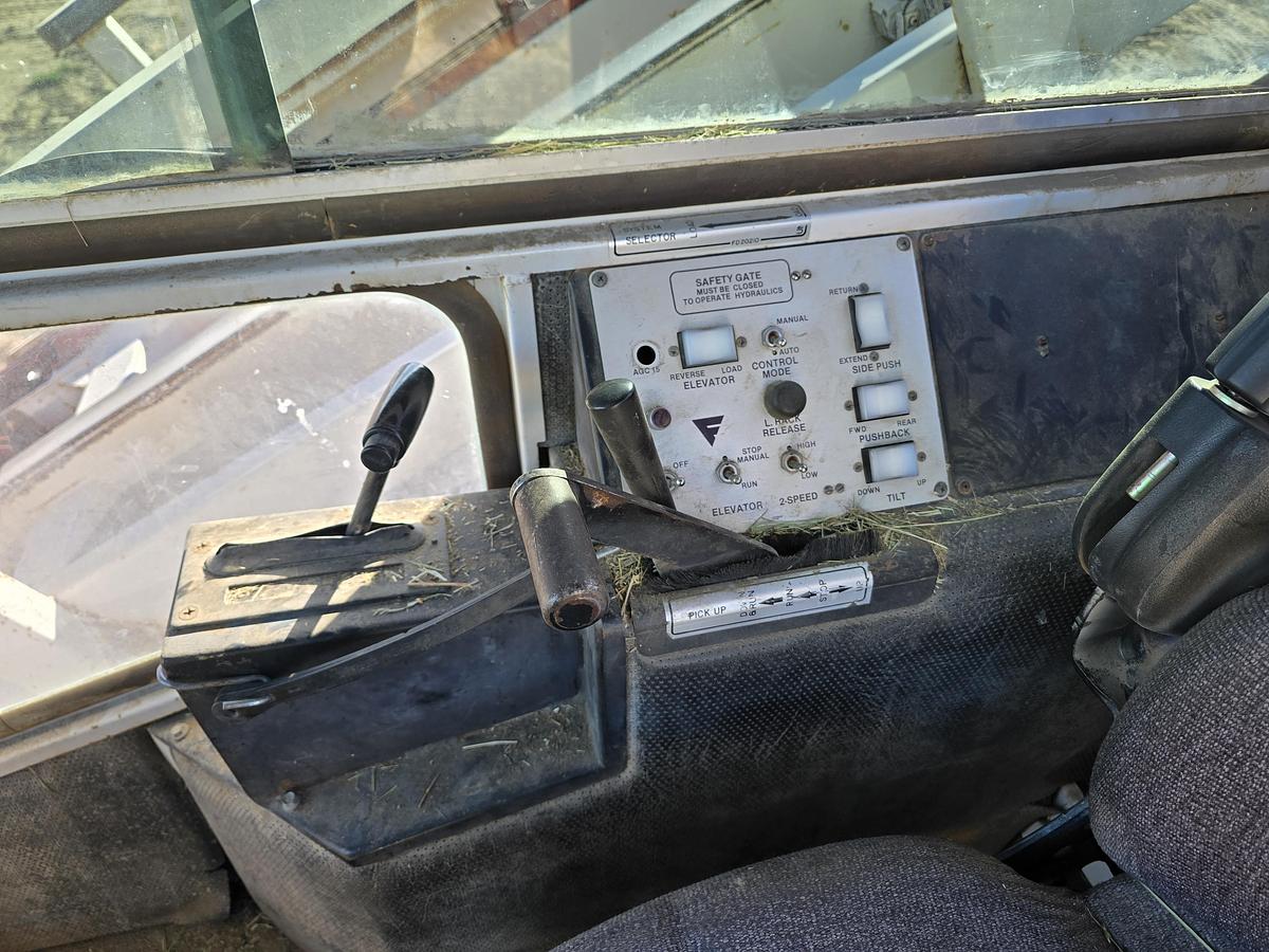 Used Freeman 5000 Bale Stacker