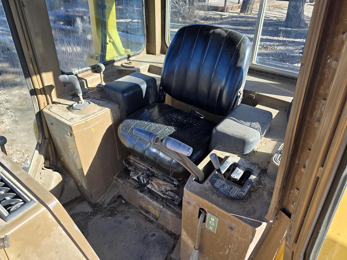 Used 1988 Caterpillar D5H Dozer