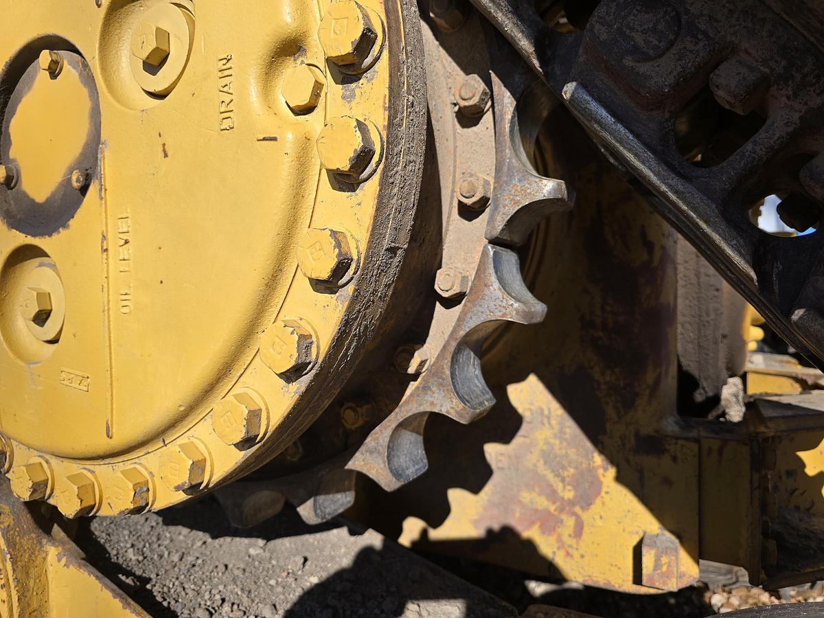 Used 1988 Caterpillar D5H Dozer