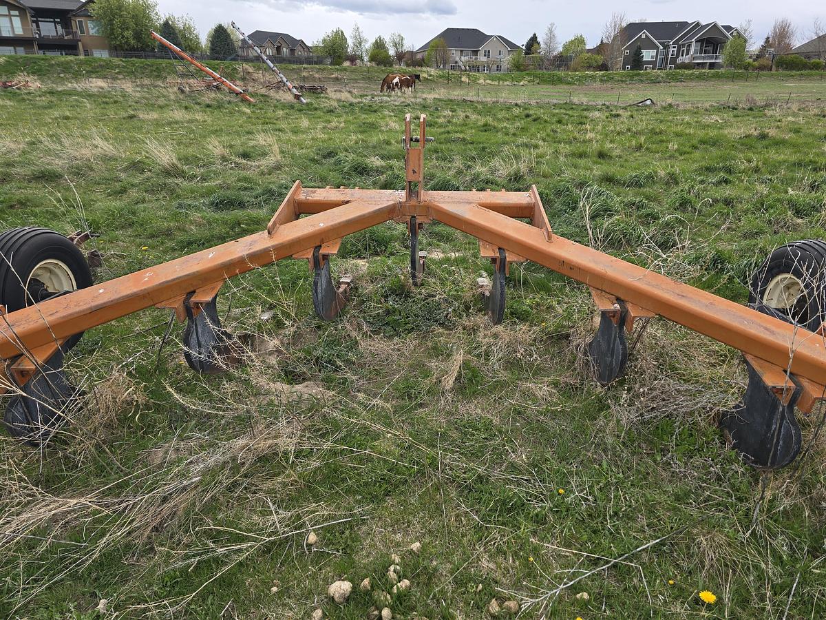 Used Miskin S-207 Ripper - 7 Shank