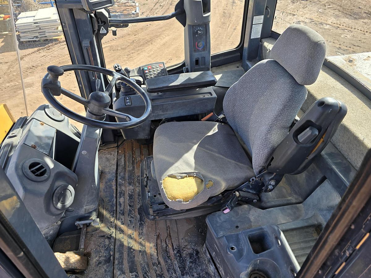 Used 2013 John Deere 544K Wheel Loader