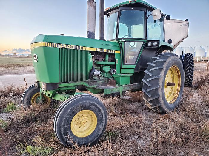 Used 1981 John Deere 4440 Tractor w/ Loader