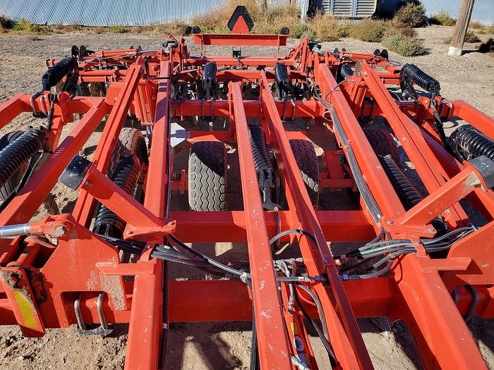 Used 2017 Kuhn 4855 Disk Ripper - 11 Shank