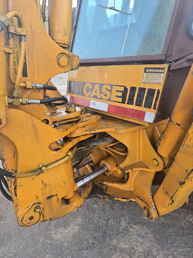 Used Case 580 Super E Backhoe