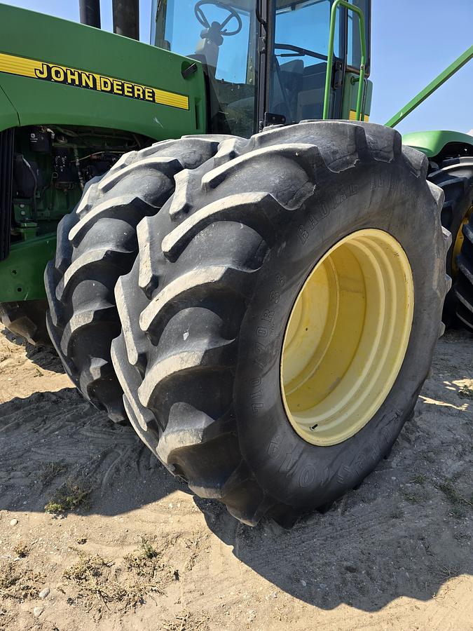Used John Deere 9400 Tractor w/ 7100 hrs