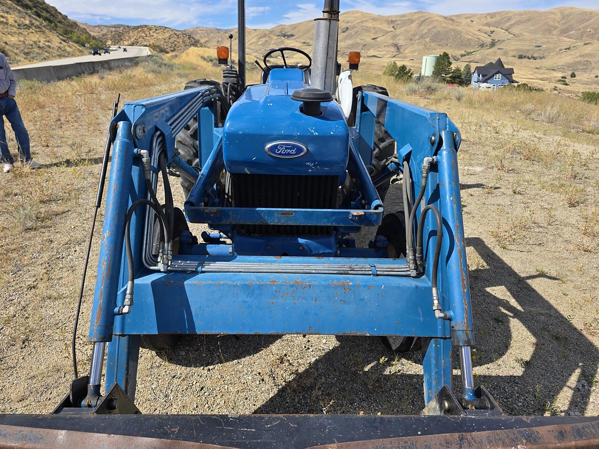 Used 1991 Ford 3930 Tractor w/ Loader w/ 4 Attachments ** 1100 original hrs **