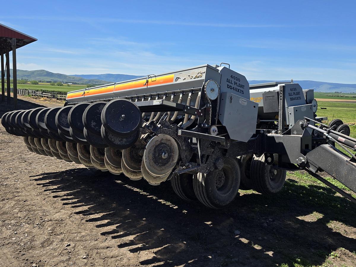 Used 2022 30' CrustBuster 4030 Grain Drill w/ Small Seed - 7.5" Spacing
