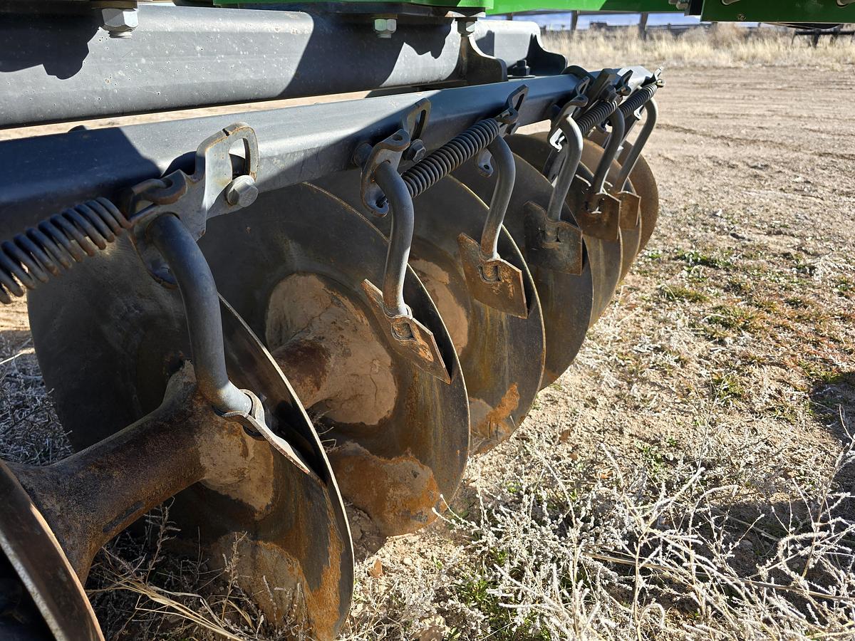 Used 20' John Deere 2623 Tandem Disk