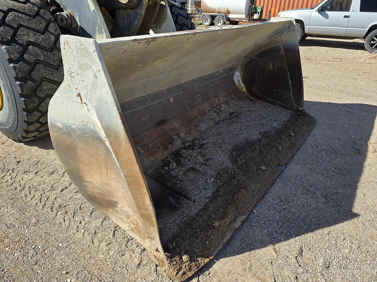 Used 2010 John Deere 644K Wheel Loader