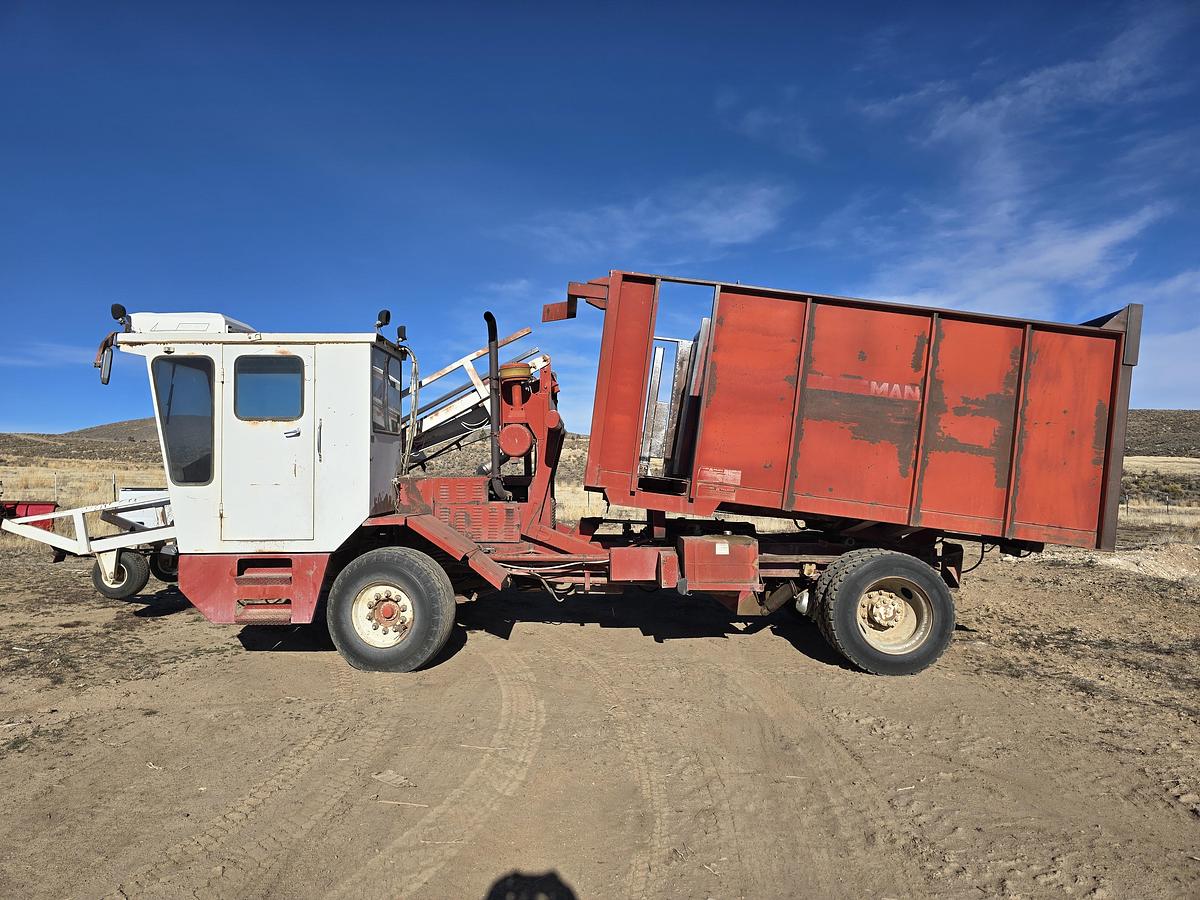 Used Freeman 5000 Bale Stacker