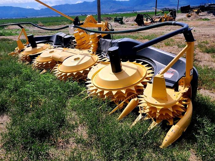 Used 2021 New Holland FR780 Forage Harvester w/ 2 Headers