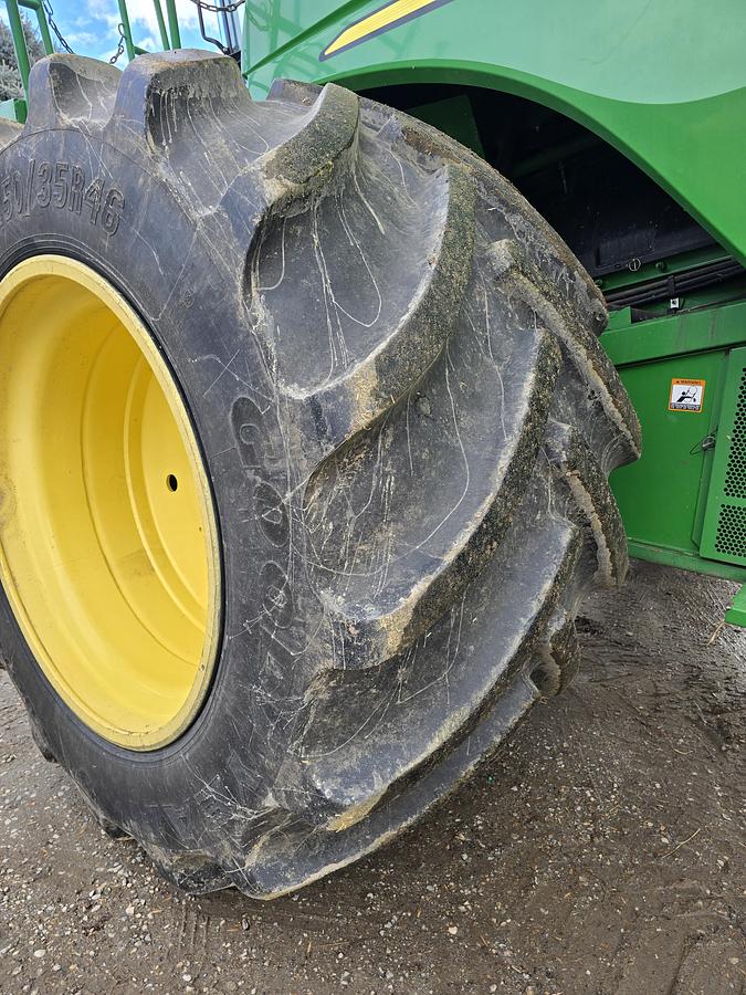 Used 2018 John Deere S780 Combine