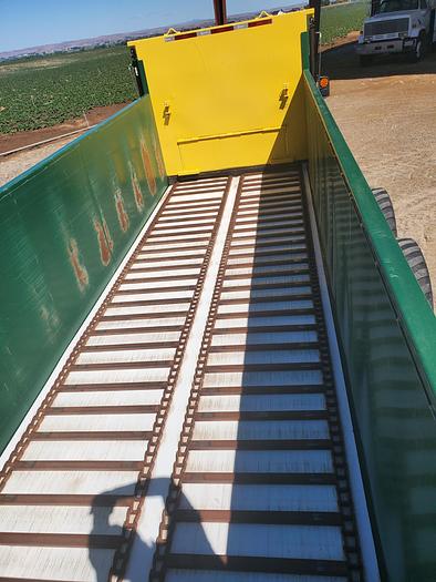 Used 2022 Artex SBX800 Manure Spreader