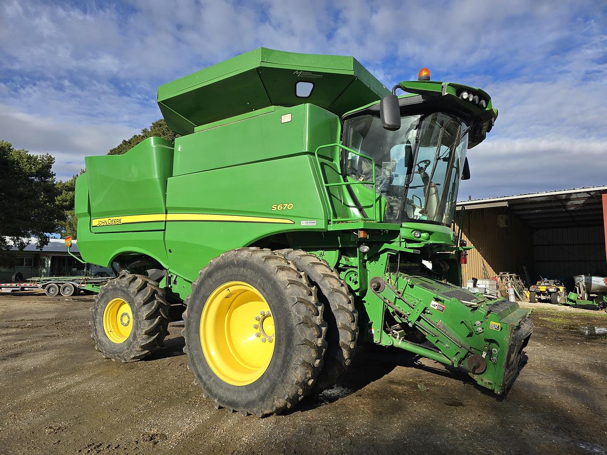 Used 2014 John Deere S670 Combine