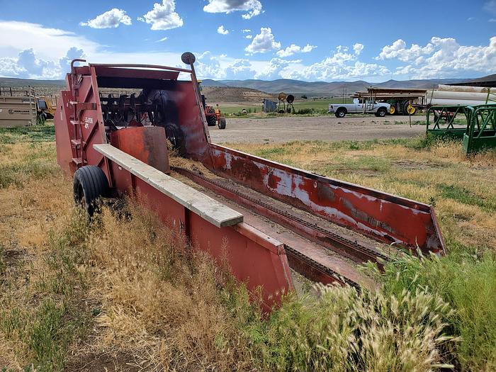 Used Hesston 4870 Bale Feeder / Processor