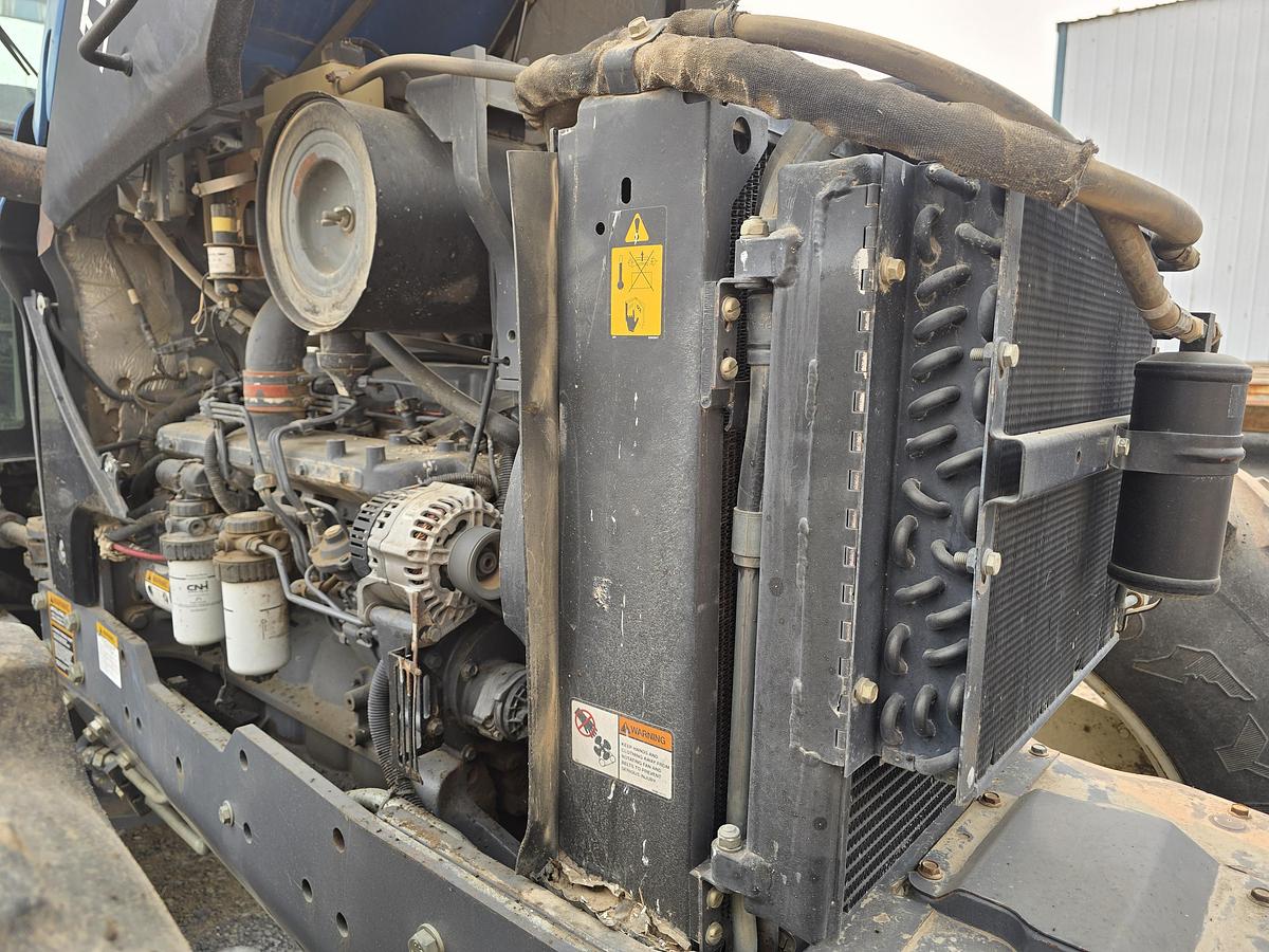 Used New Holland TV140 Bi-Directional Tractor w/ 3200 hrs