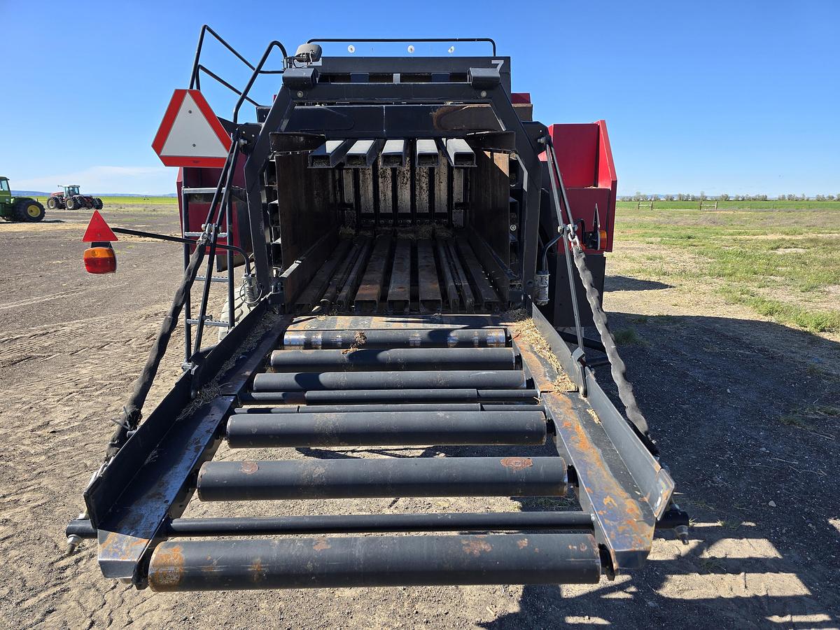 Used ** Auction ** 2007 New Holland BB960A Baler - 3x4