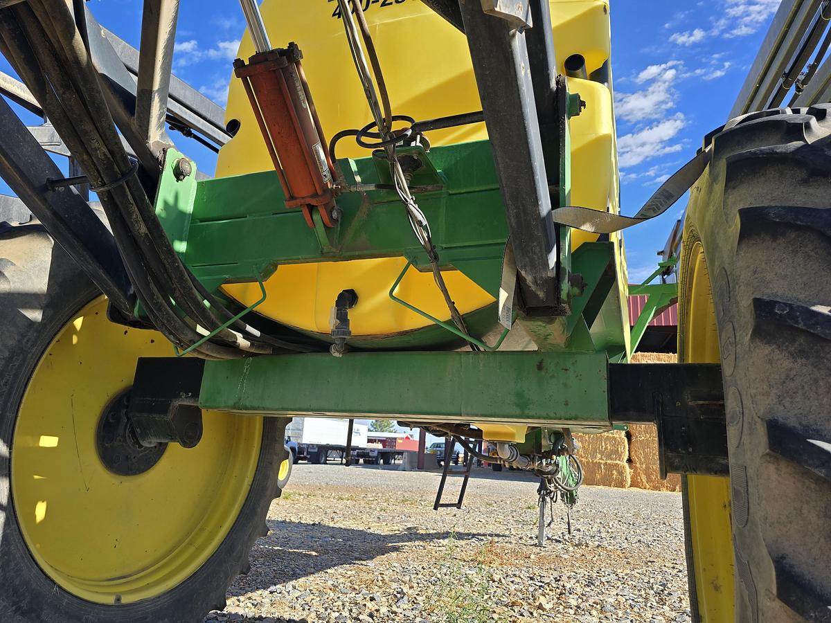 Used Schaben SF-8500 Sprayer w/ 90' Boom