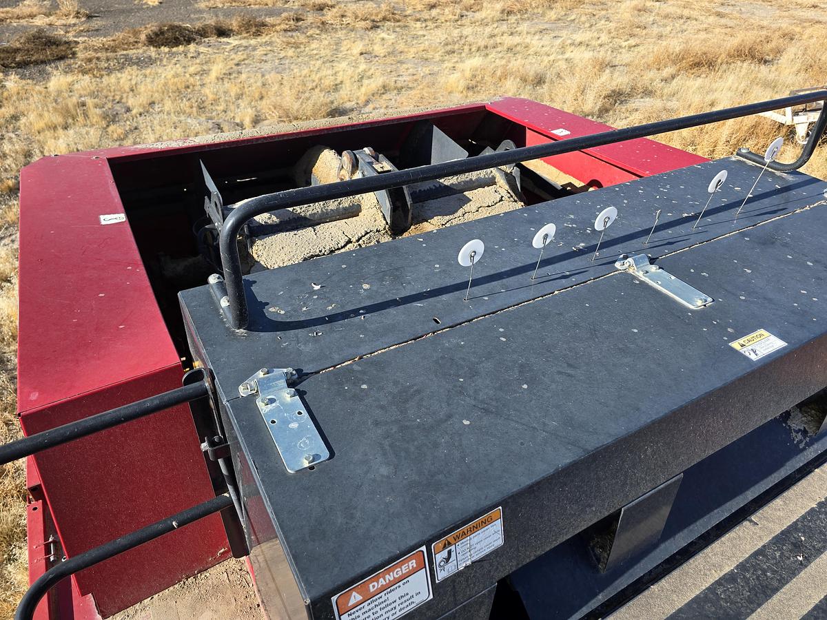 Used New Holland BB960A Baler - 3x4