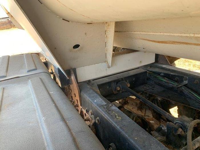 Used 2001 Interational 4900