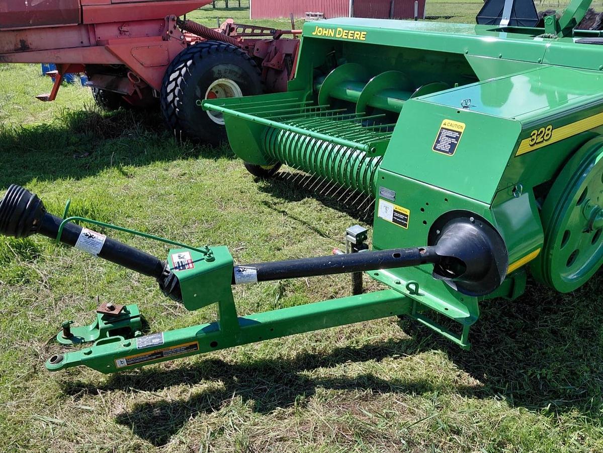 Used 2023 John Deere 328 Baler ** Like New **