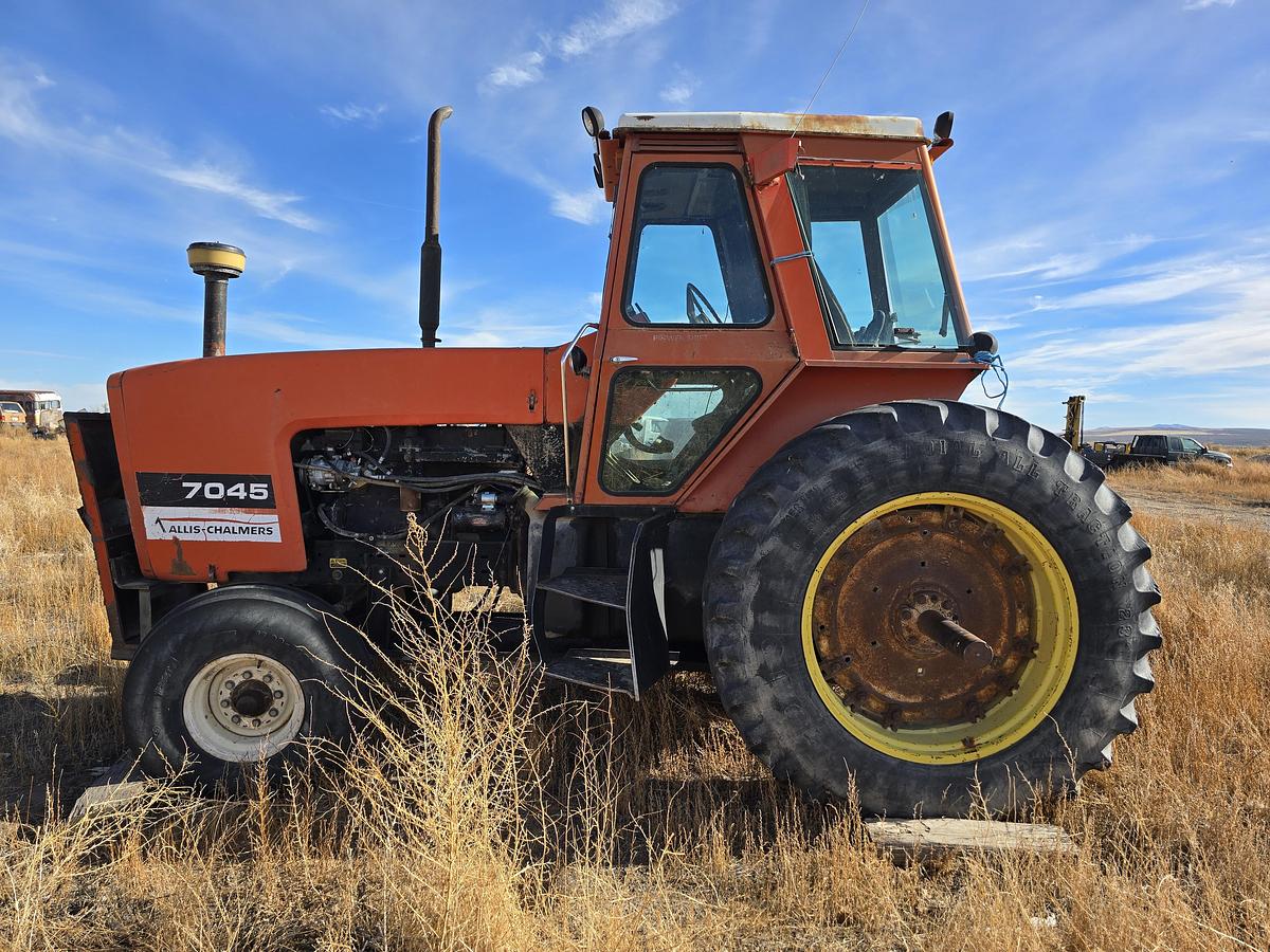 Used Allis Chalmers 7045 Tractor