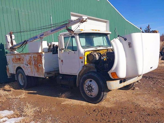 Used International 4900 Service Truck w/ Crane + Welder + Compressor + Torch