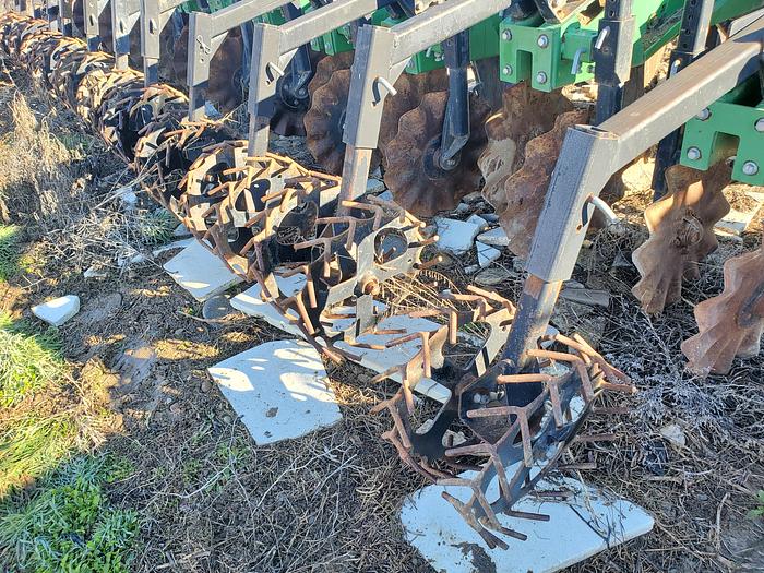 Used 12R22 Schlagel Strip-Till Machine